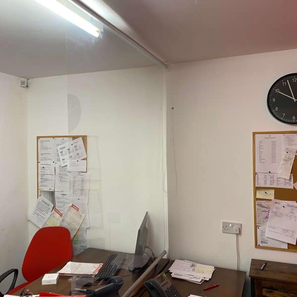 clear office desk dividers